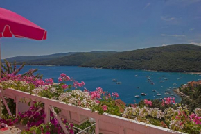 Charming app,gorgeous sea view,WiFi,18